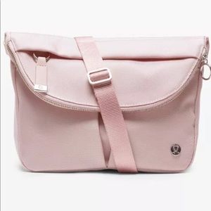 Rare Lululemon All Night Festival Bag blush/pink